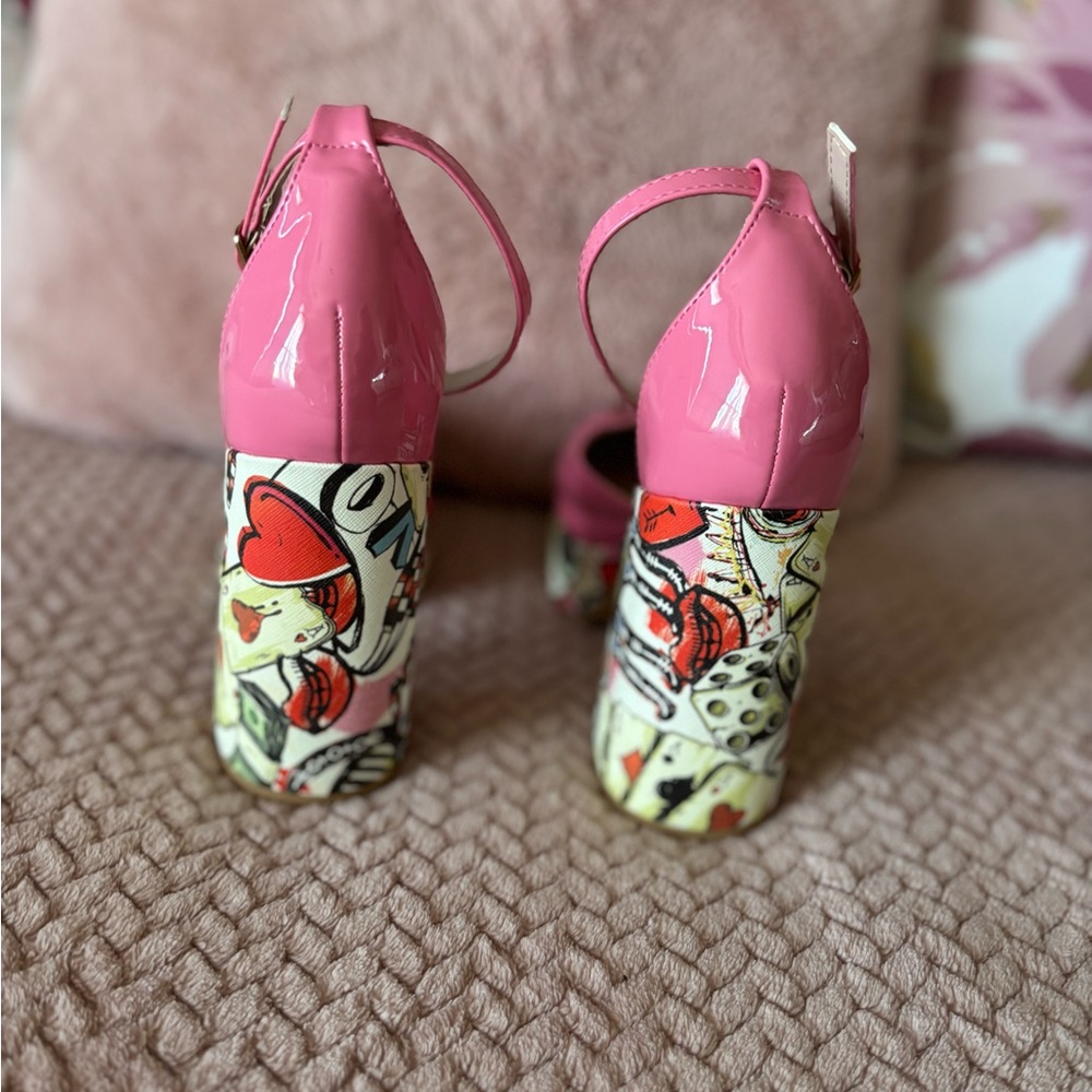 Pink Retro Platforms - Picture 3 of 9
